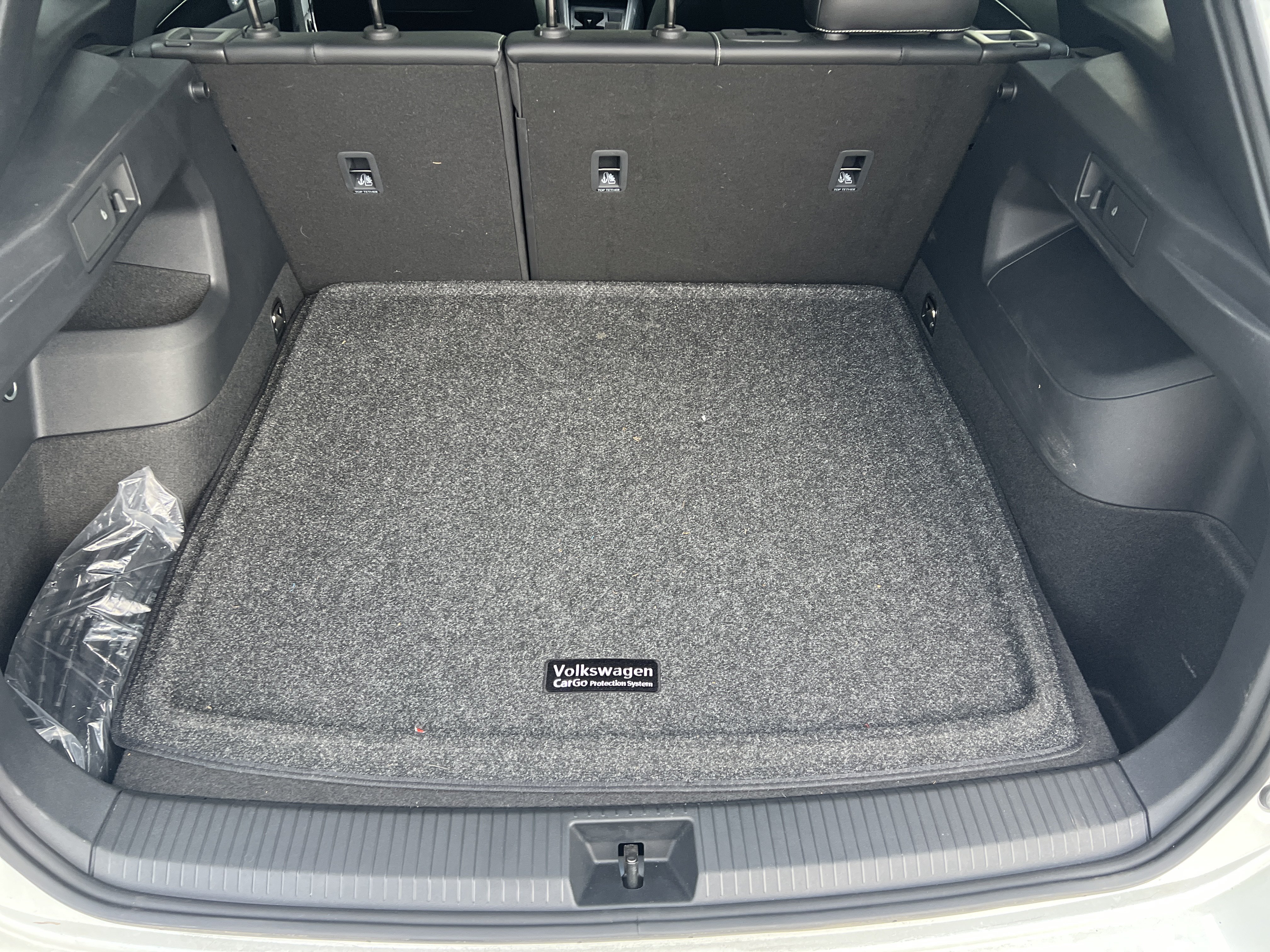 Certified 2026 Volkswagen Tiguan SE R-Line FWD image 28
