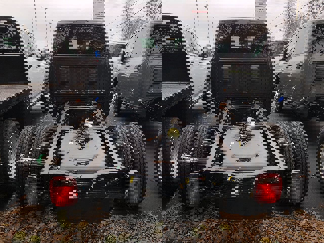 New 2026 RAM 3500 Tradesman image 9