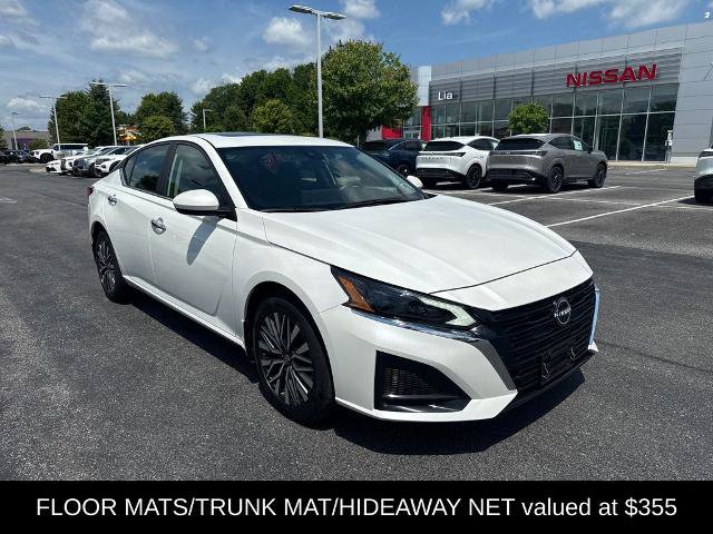 Certified 2023 Nissan Altima 2.5 SV w/ SV Premium Package AWD/4WD image 4