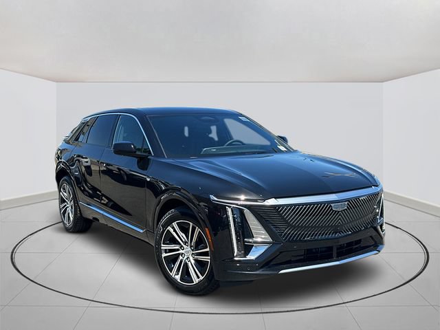 New 2026 Cadillac Lyriq Luxury w/ LPO, Floor Liner Package