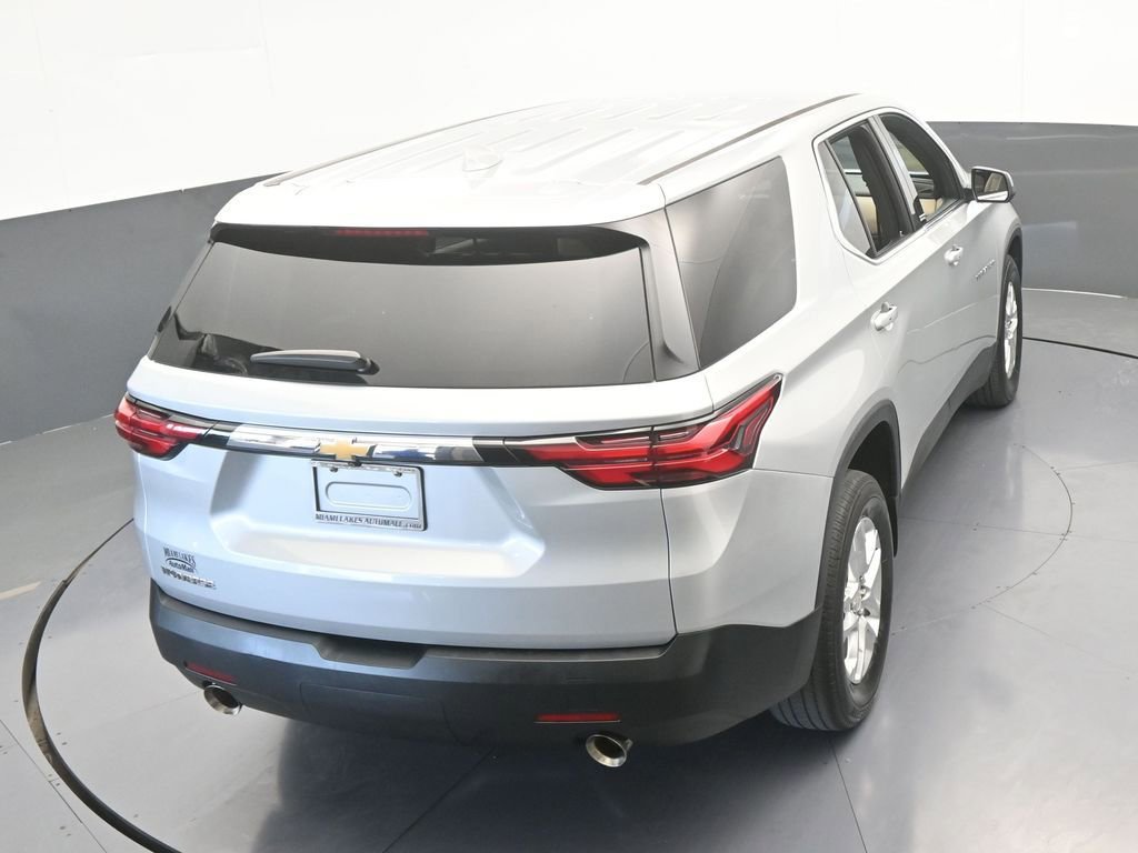 Used 2022 Chevrolet Traverse LS image 46