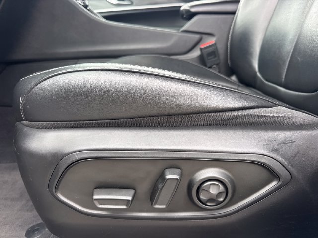 Used 2022 Jeep Grand Cherokee L Limited AWD/4WD image 18