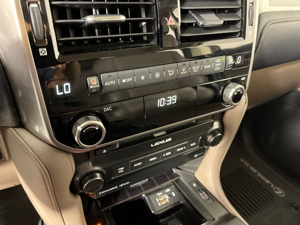 Used 2023 Lexus GX 460 Premium w/ Premium Package AWD/4WD image 31