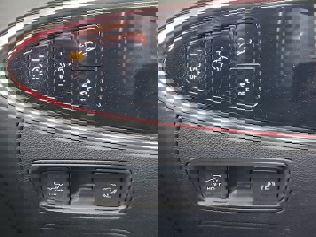 Used 2022 Genesis GV70 2.5T w/ Advanced Package image 16