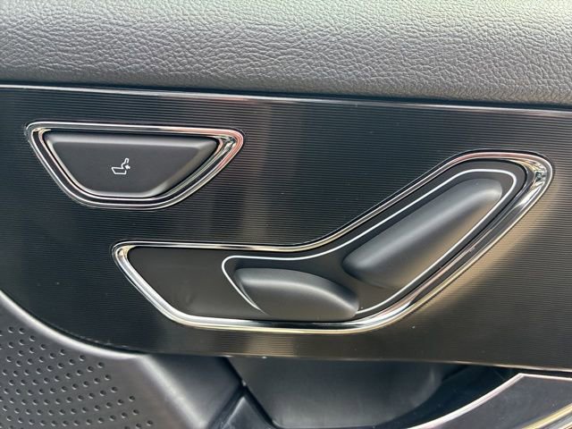 Used 2024 Lincoln Corsair AWD image 28