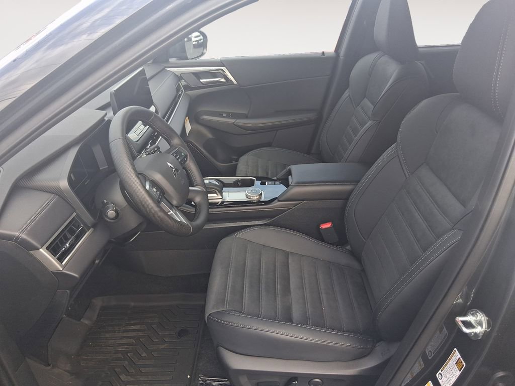 New 2026 Mitsubishi Outlander SE FWD image 9