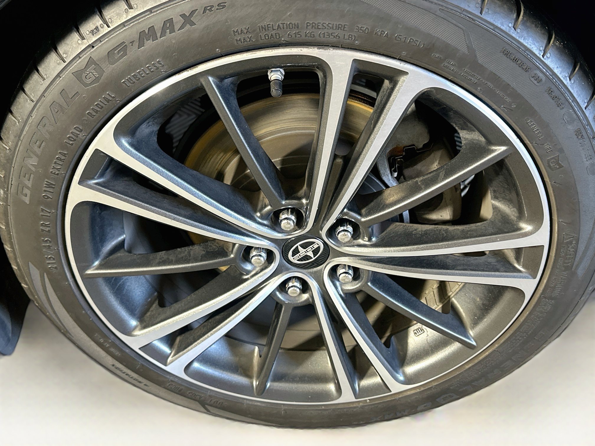 Used 2015 Scion FR-S RWD image 11