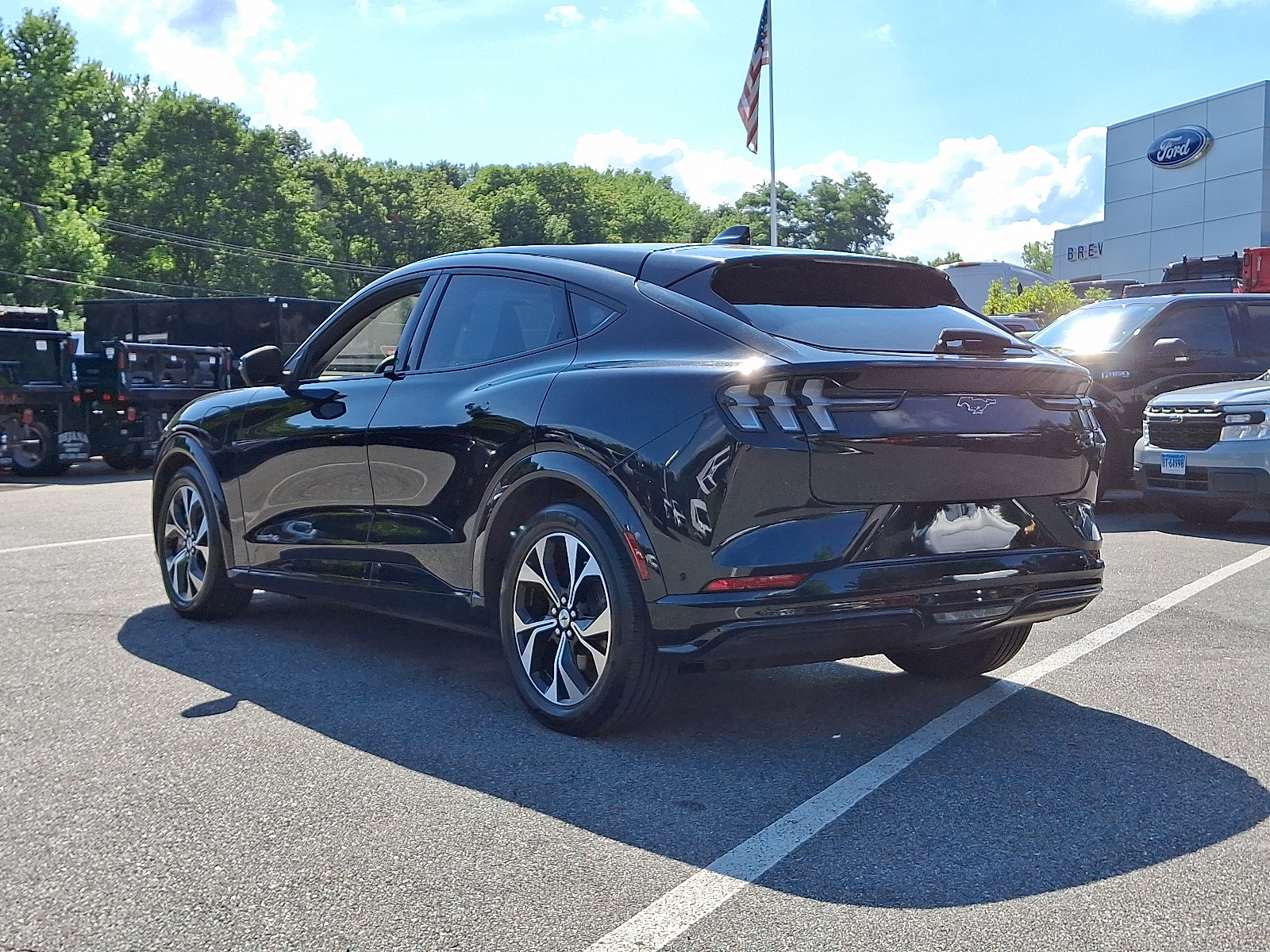Certified 2021 Ford Mustang Mach-E Premium image 7