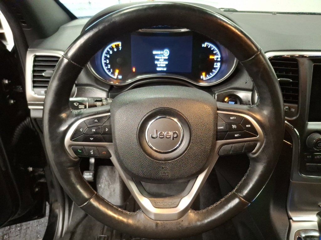 Used 2018 Jeep Grand Cherokee Limited w/ Trailer Tow Group IV image 19