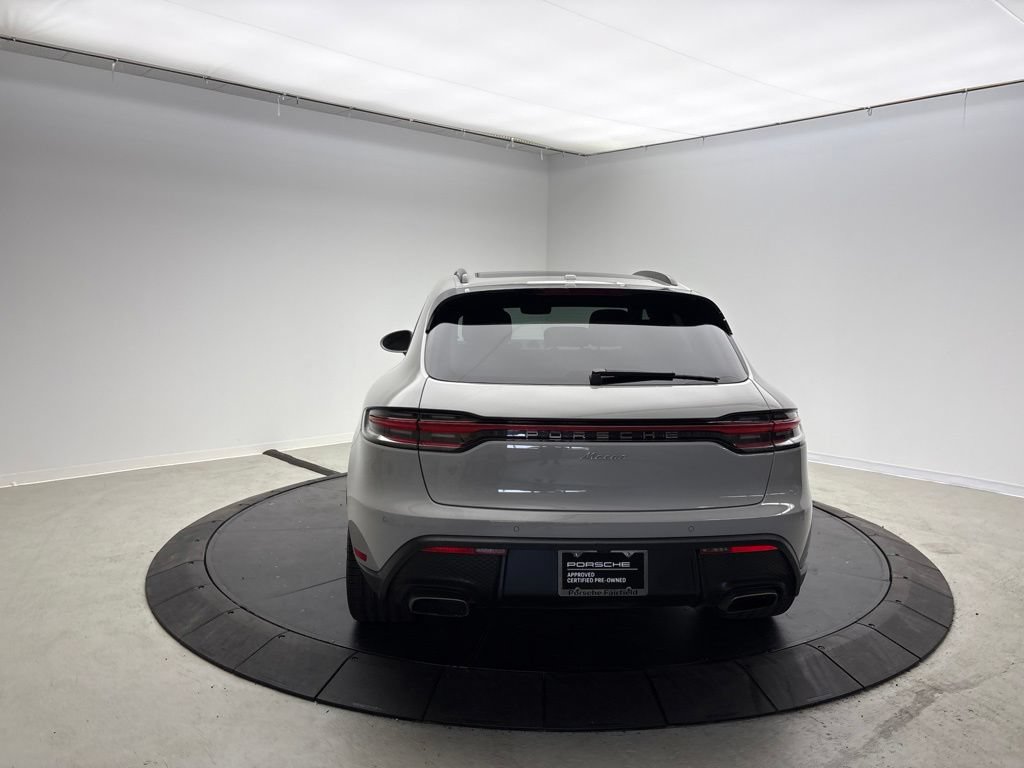 Certified 2023 Porsche Macan AWD/4WD image 6