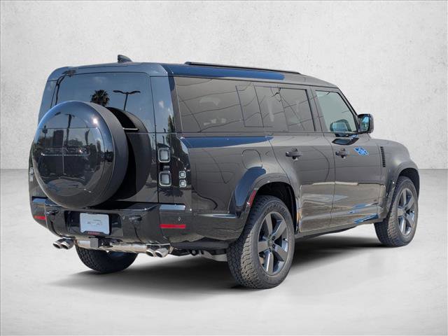 New 2026 Land Rover Defender 130 V8 image 2