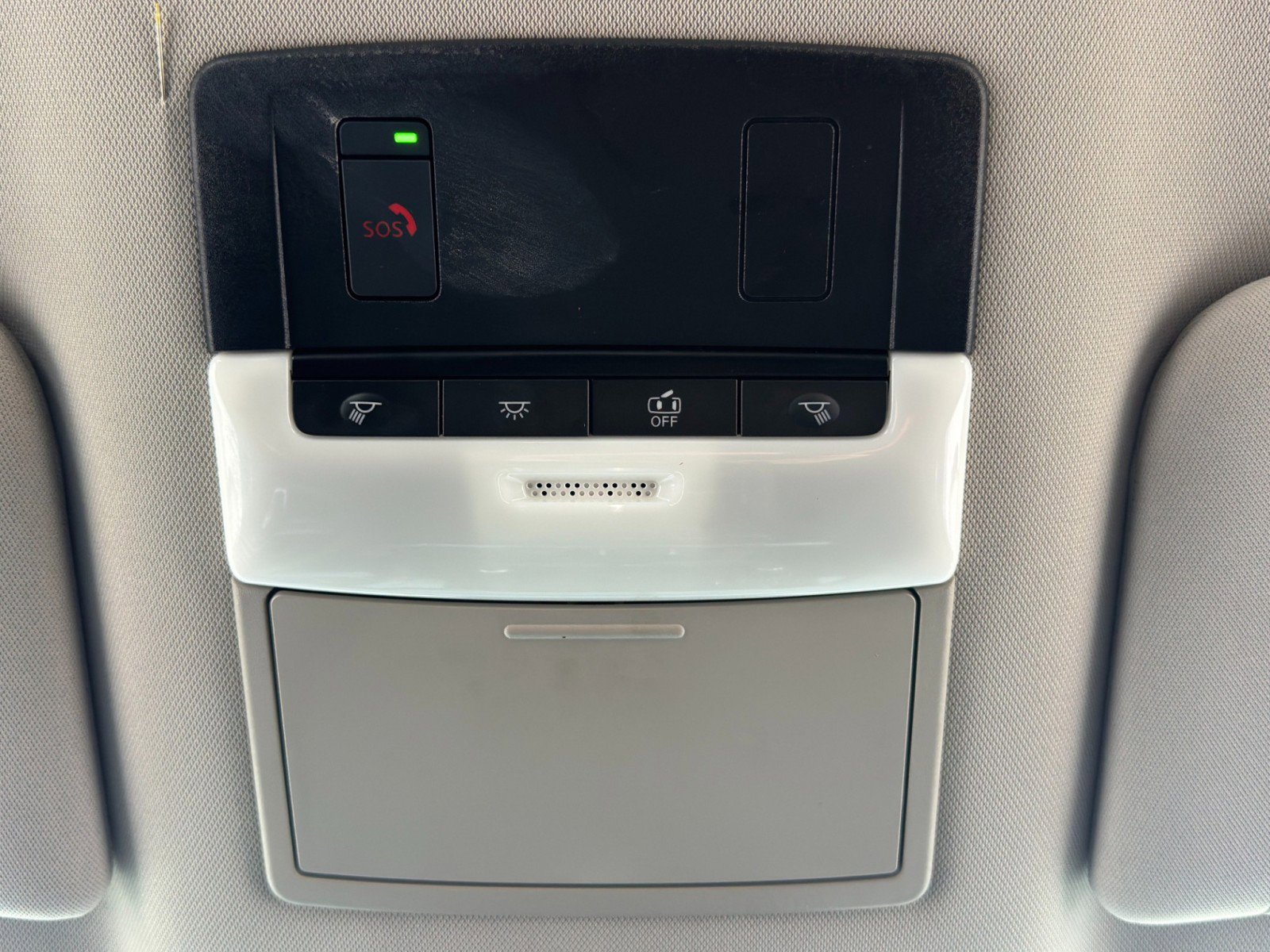 Used 2022 Nissan Pathfinder SV image 29