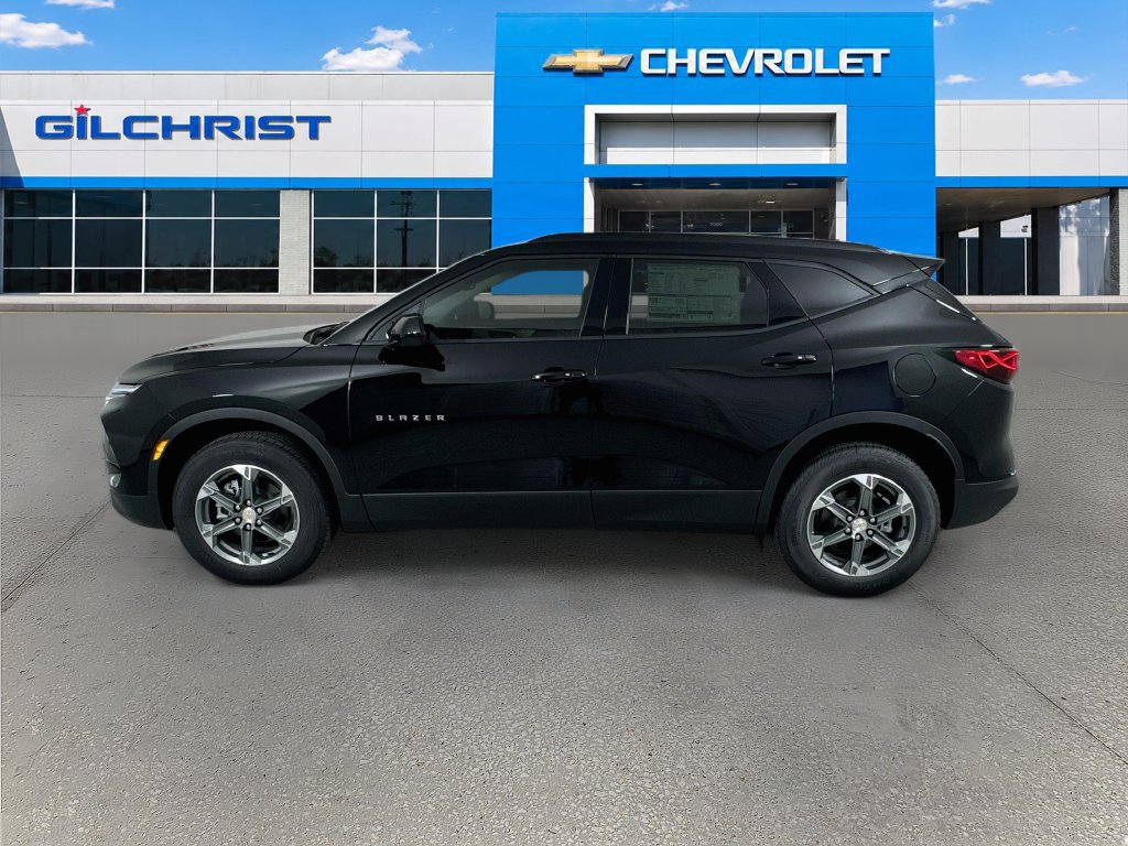 New 2026 Chevrolet Blazer LT w/ Convenience Package FWD image 5