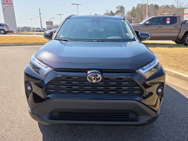 Used 2023 Toyota RAV4 XLE Premium image 2