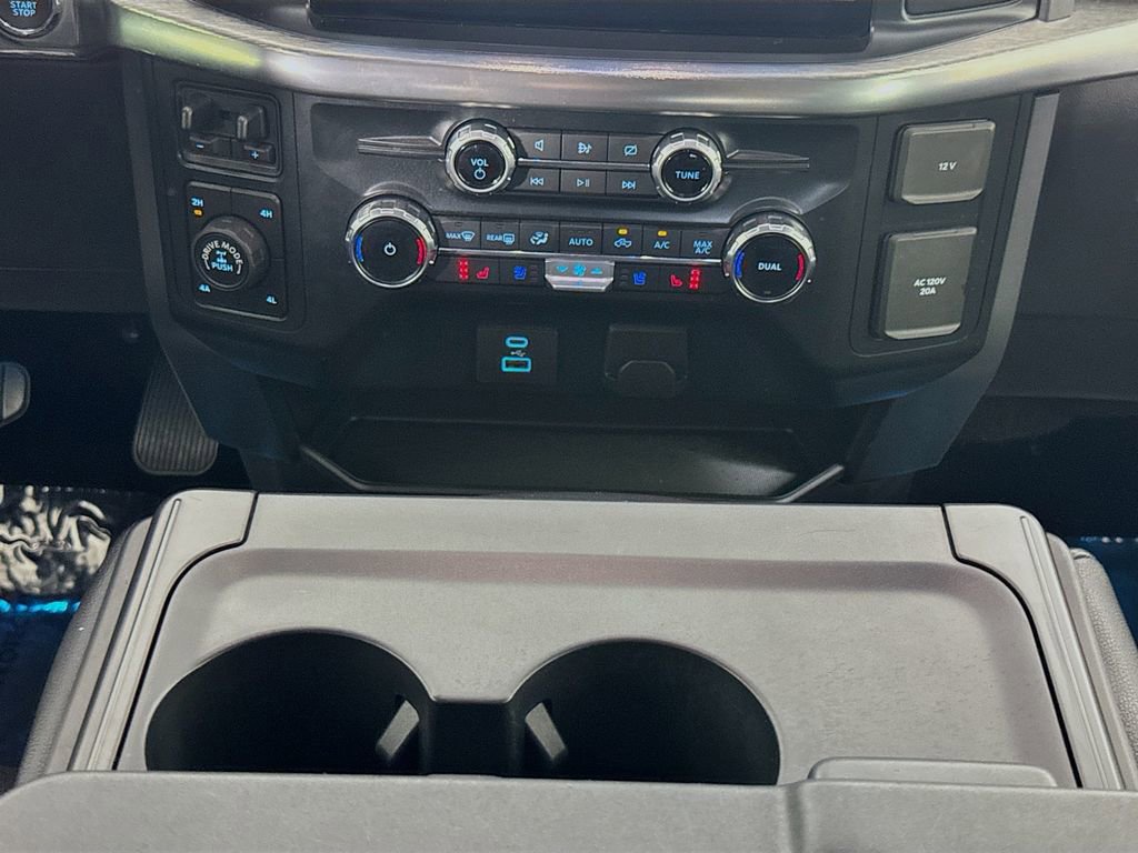 Used 2022 Ford F150 Lariat image 32