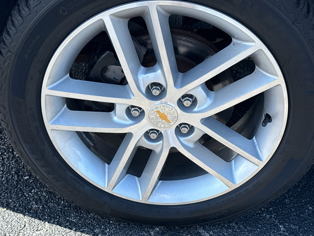 Used 2012 Chevrolet Impala LTZ FWD image 8