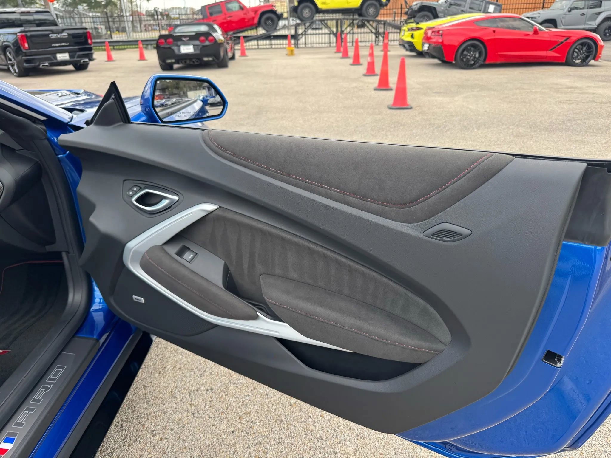 Used 2018 Chevrolet Camaro ZL1 w/ LPO, ZL1 Protection Package RWD image 19