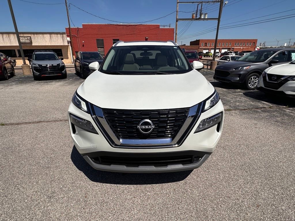 Certified 2023 Nissan Rogue SV w/ SV Premium B Package FWD image 10