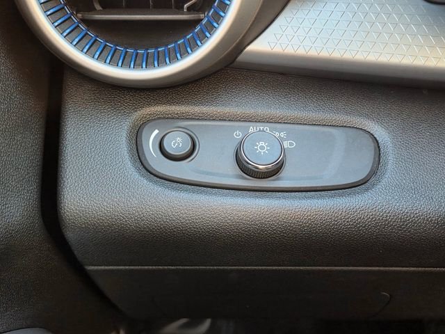 Used 2024 Chevrolet Trax LS image 33
