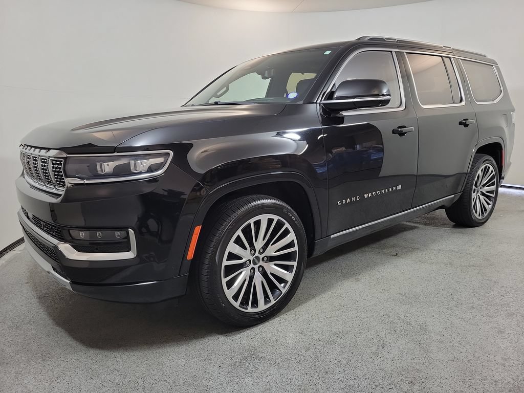 Used 2022 Jeep Grand Wagoneer Series III w/ Rear Seat Video Group 1 AWD/4WD image 3