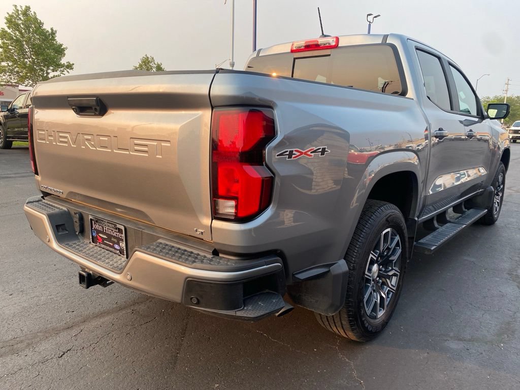 Used 2024 Chevrolet Colorado LT w/ LT Convenience Package III AWD/4WD image 3