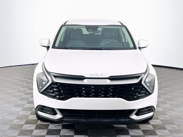 Used 2023 Kia Sportage EX image 3