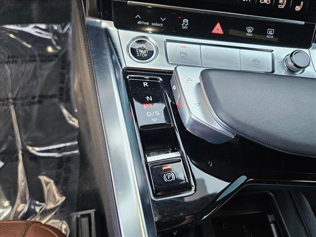 Used 2024 Audi Q8 e-tron Premium Plus AWD/4WD image 12