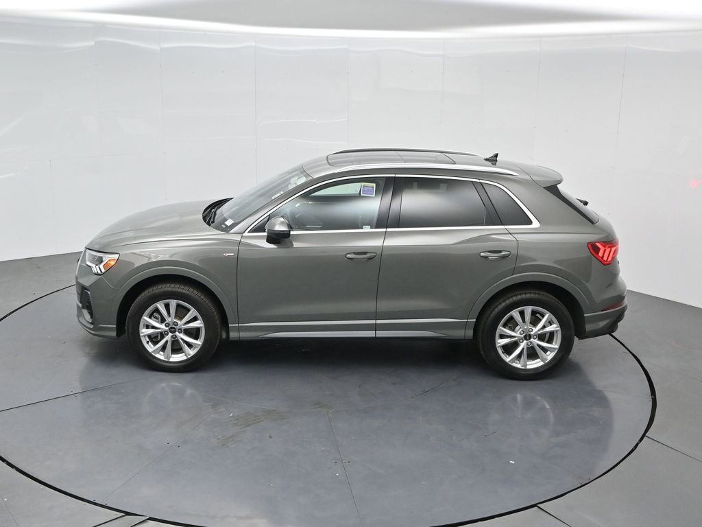 Used 2025 Audi Q3 2.0T Premium image 40