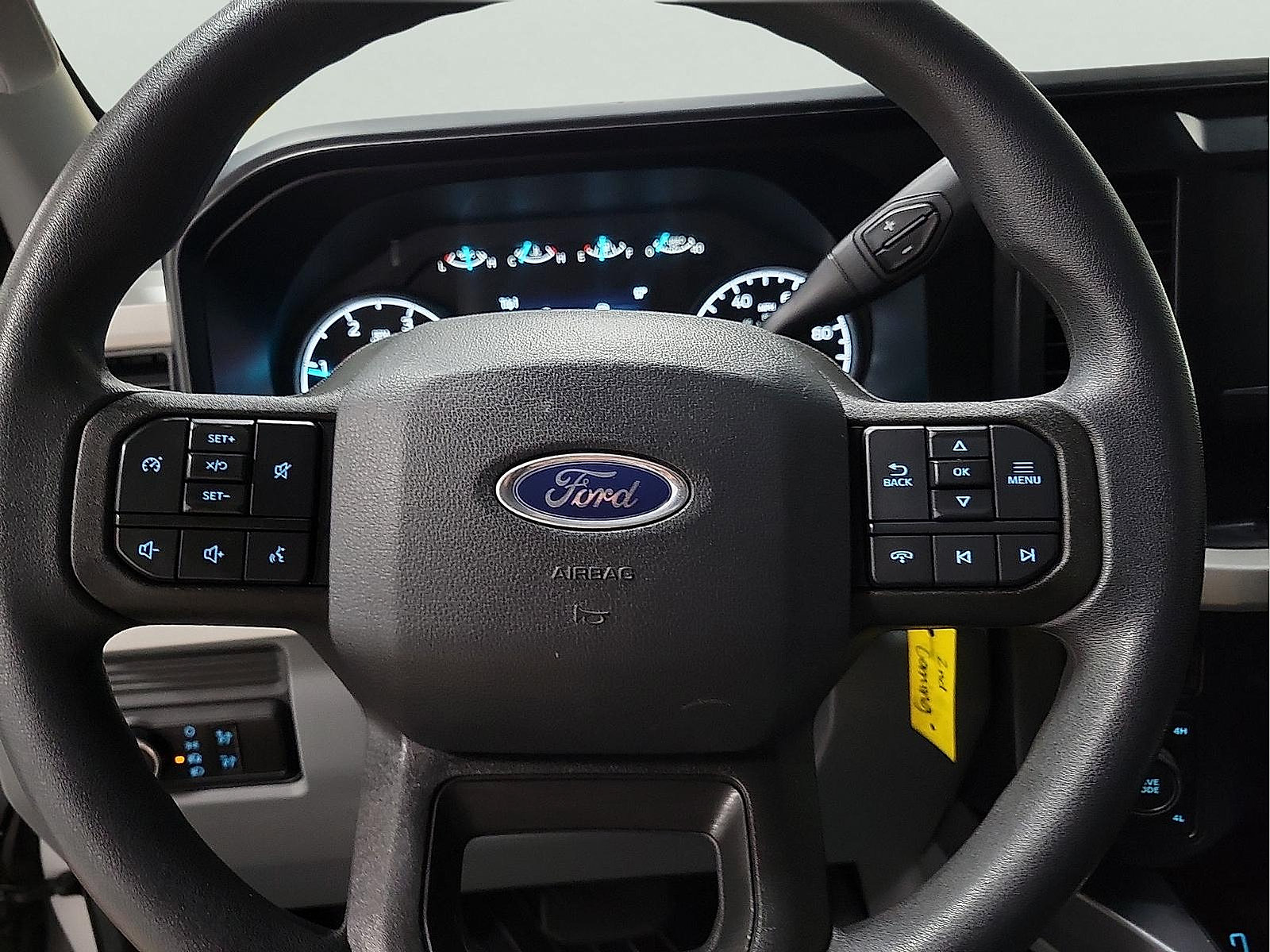 Used 2023 Ford F250 XLT w/ FX4 Off-Road Package AWD/4WD image 16