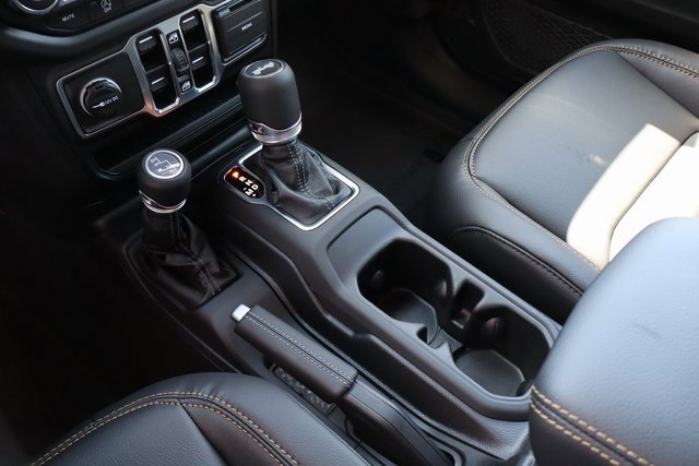 New 2025 Jeep Wrangler Sahara image 27