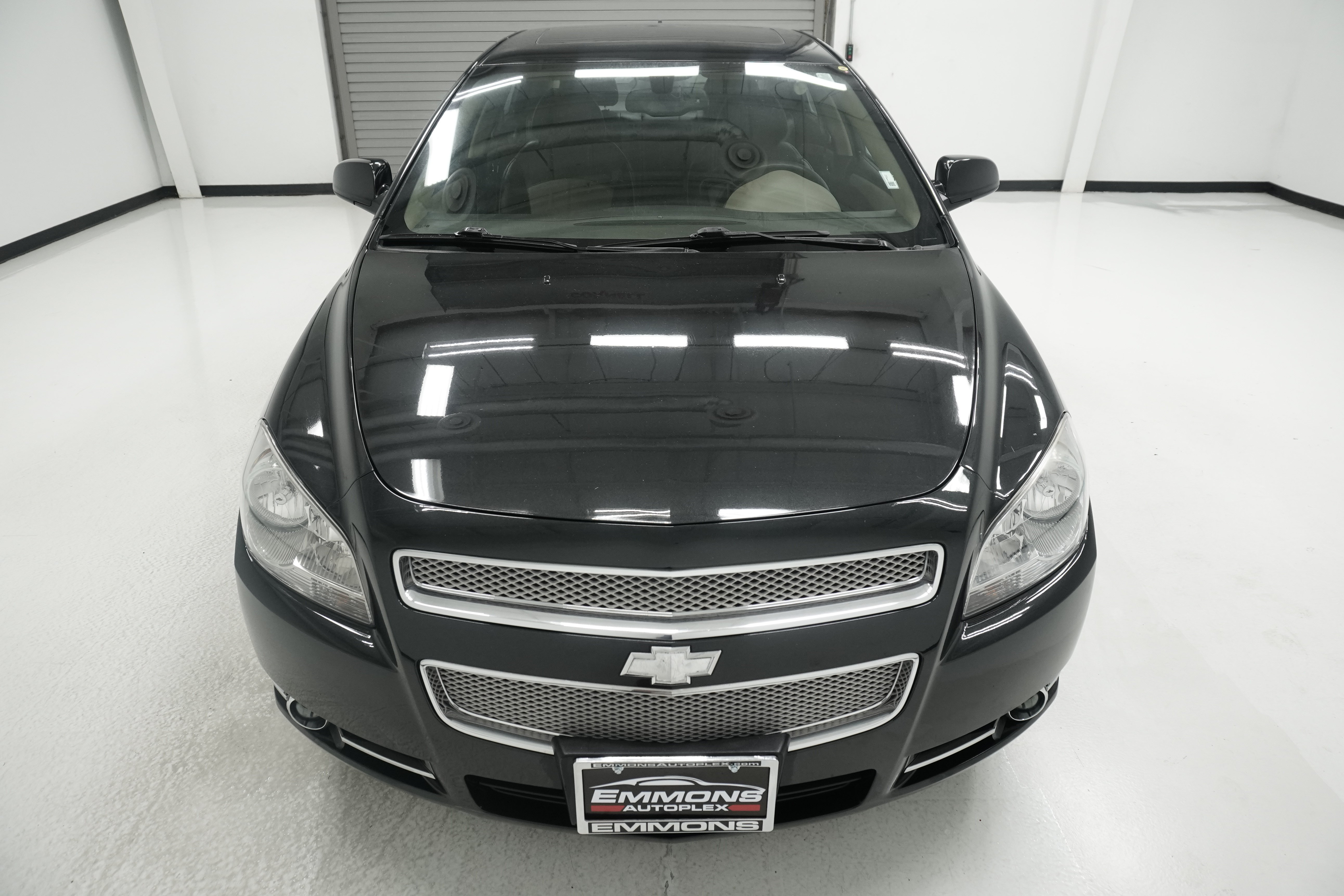 Used 2012 Chevrolet Malibu LTZ FWD image 2