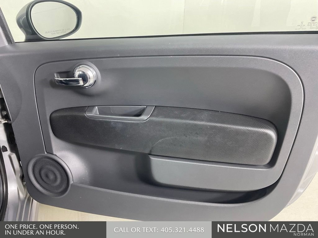 Used 2018 FIAT 500 Pop w/ Urbana Appearance Package FWD image 17