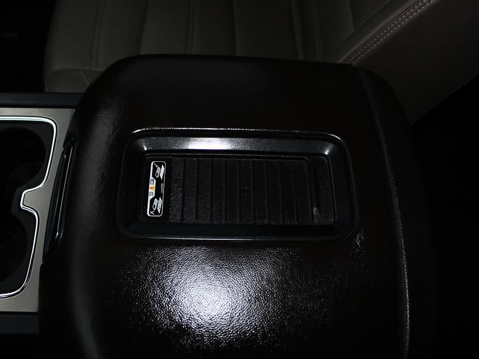 Used 2016 GMC Sierra 1500 Denali w/ Enhanced Driver Alert Package AWD/4WD image 24