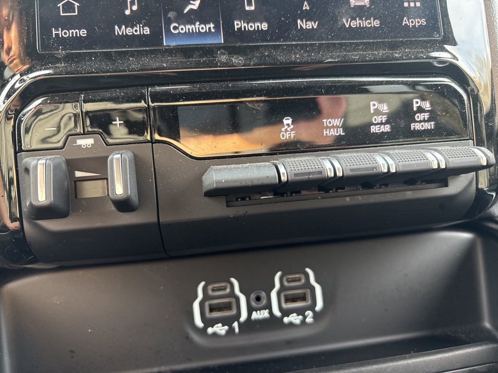 Used 2024 RAM 2500 Big Horn w/ Night Edition image 28