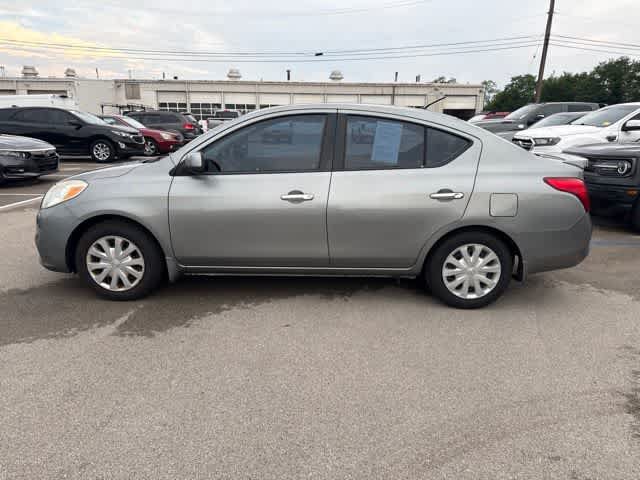 Used 2013 Nissan Versa SV FWD image 8