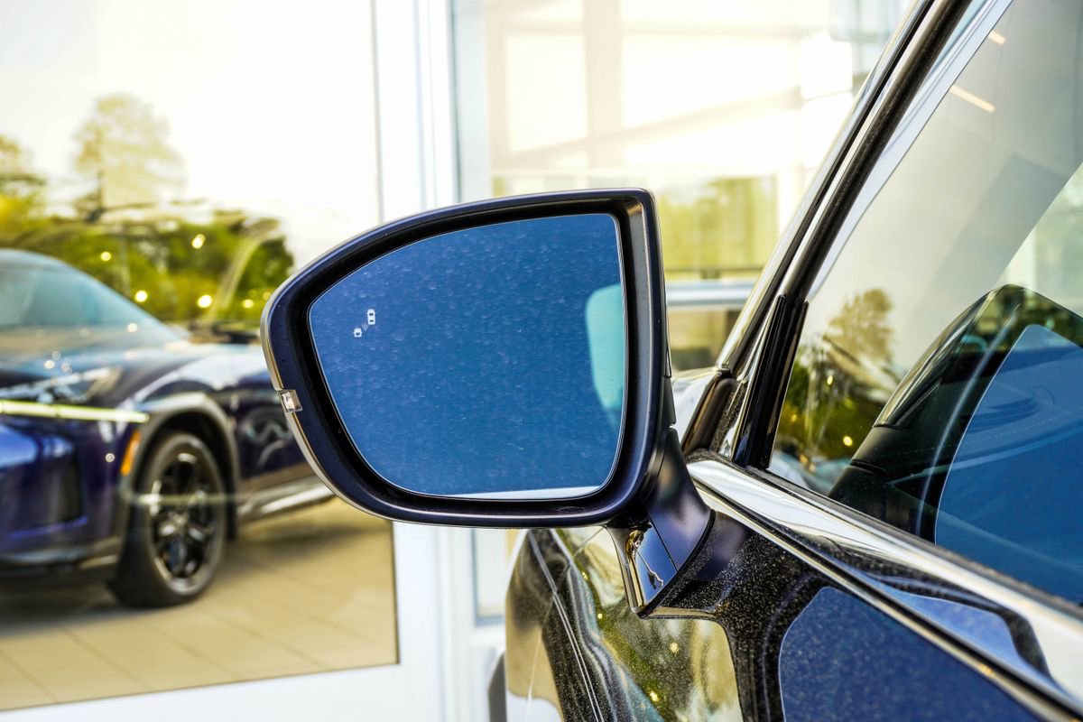 Certified 2023 INFINITI QX60 Pure image 14