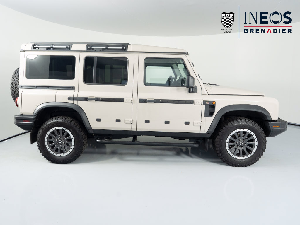 Used 2025 INEOS Grenadier Station Wagon AWD/4WD image 4