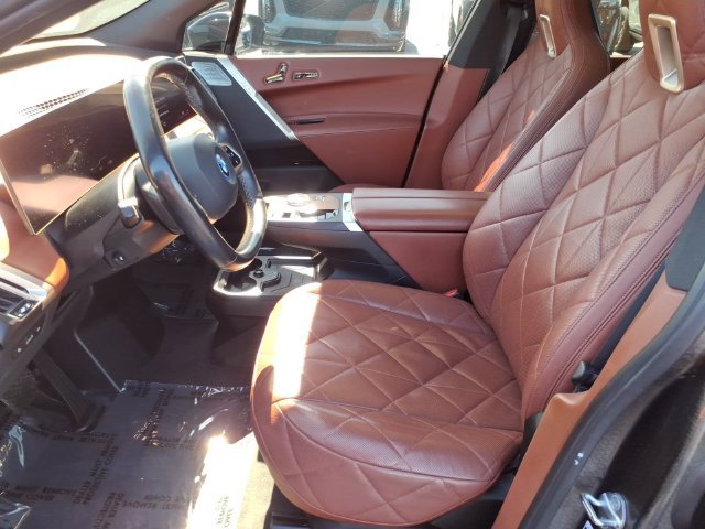 Used 2023 BMW iX M60 w/ Executive Package AWD/4WD image 5