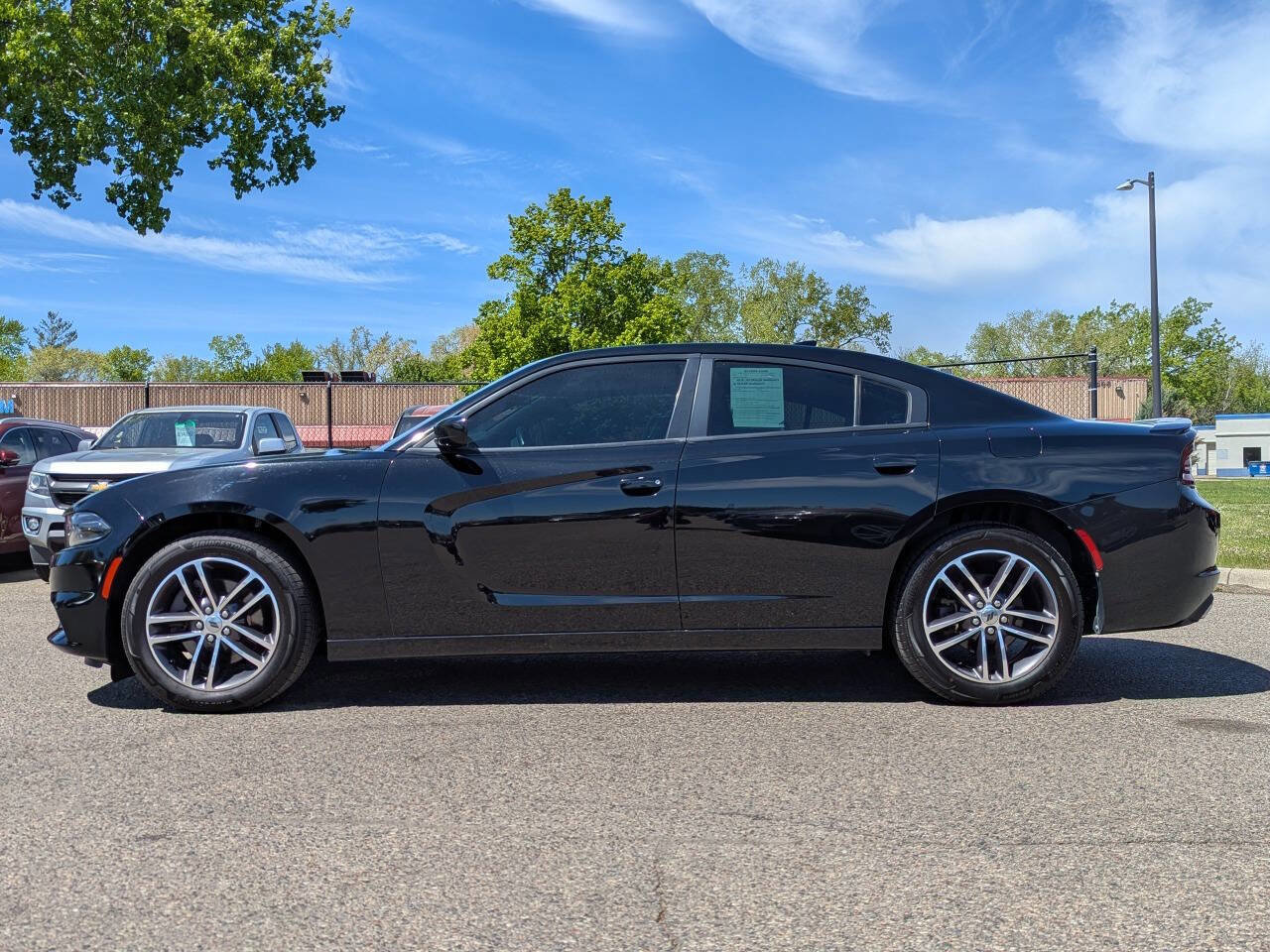 Used 2019 Dodge Charger SXT AWD/4WD image 8