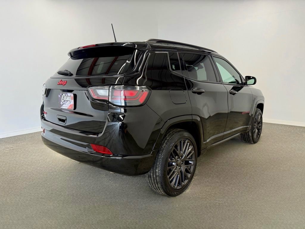 Used 2023 Jeep Compass Limited w/ Elite Group for (Red) Edition image 8