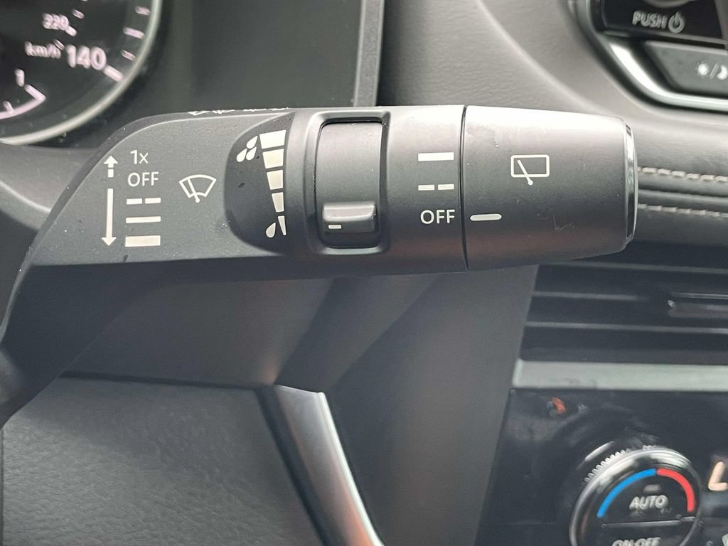 Used 2026 Nissan Rogue SV FWD image 25