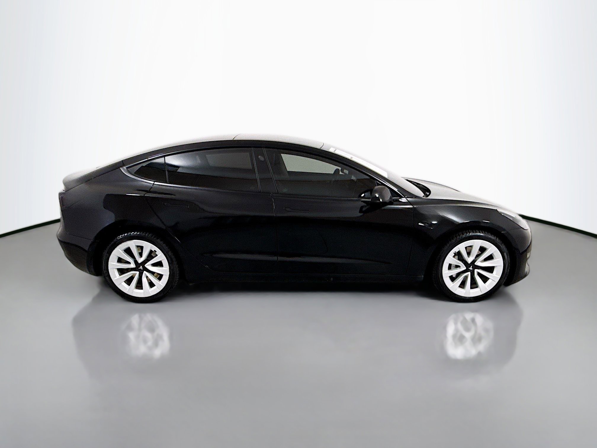 Used 2022 Tesla Model 3 Long Range image 8