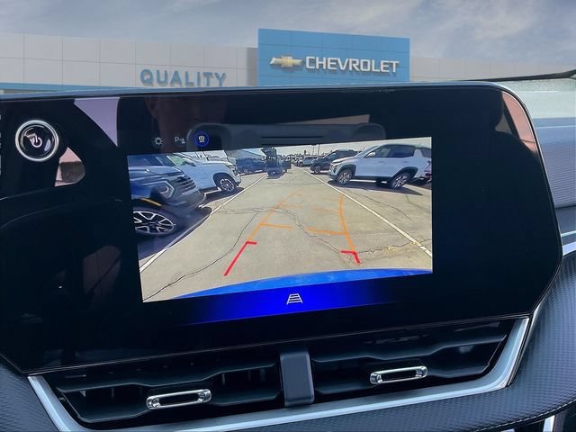 New 2027 Chevrolet Equinox LT w/ Convenience Package II FWD image 7