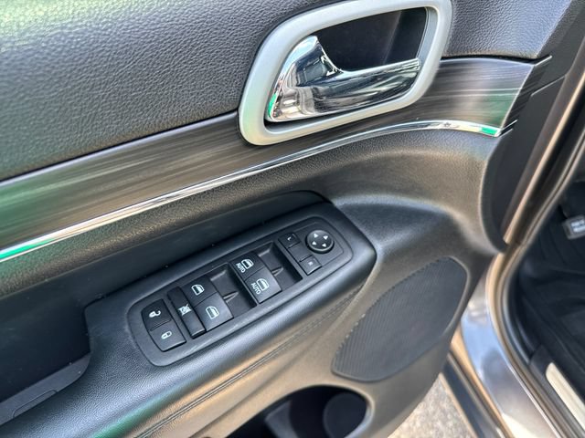 Used 2021 Jeep Grand Cherokee Limited AWD/4WD image 11