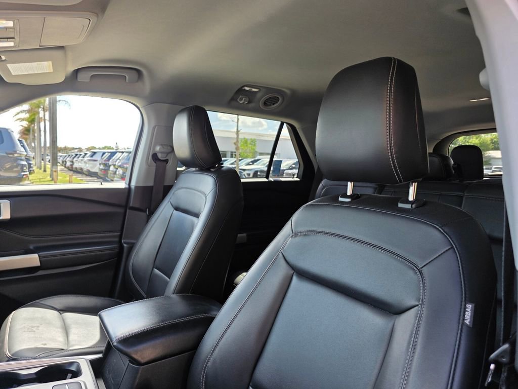Used 2021 Ford Explorer XLT w/ Equipment Group 202A image 23