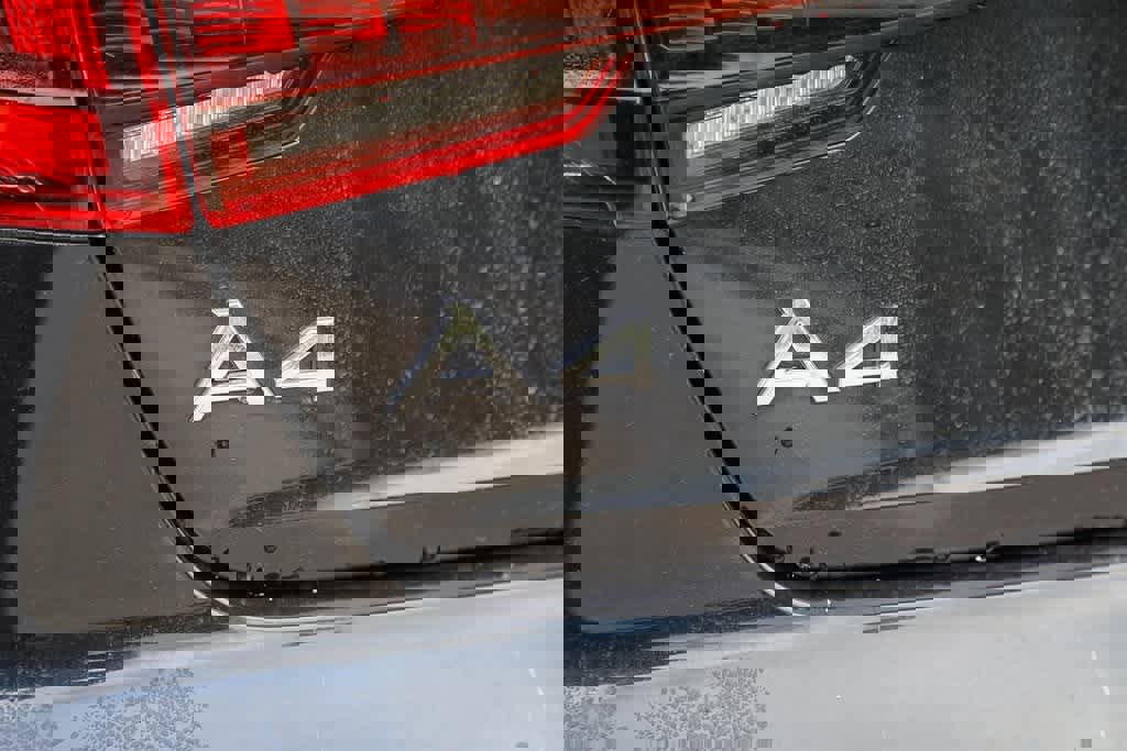 Used 2018 Audi A4 2.0T Ultra Premium w/ 18" Wheel Package image 46