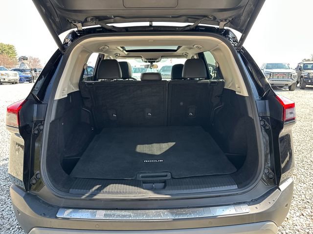 Used 2023 Nissan Rogue SV w/ SV Premium B Package image 13