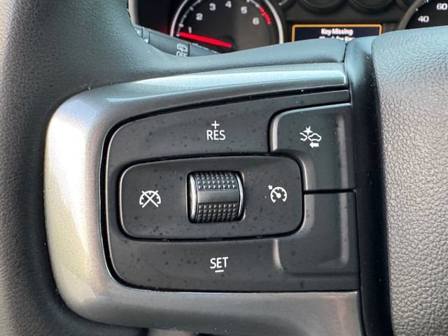 Used 2023 Chevrolet Suburban LS RWD image 7