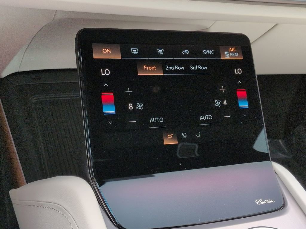 Certified 2026 Cadillac Vistiq Sport image 19