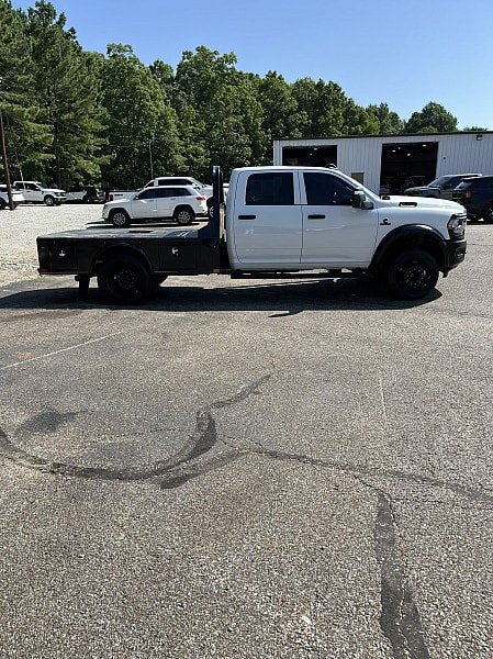 Used 2024 RAM 5500 Tradesman w/ Max Tow Package AWD/4WD image 8
